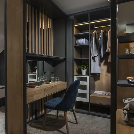 Hotel Rosslyn Thracia