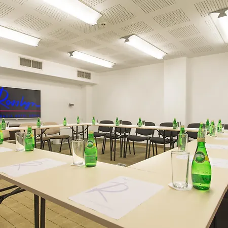 Hotel Rosslyn Thracia