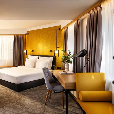 Rosslyn Thracia Sofia