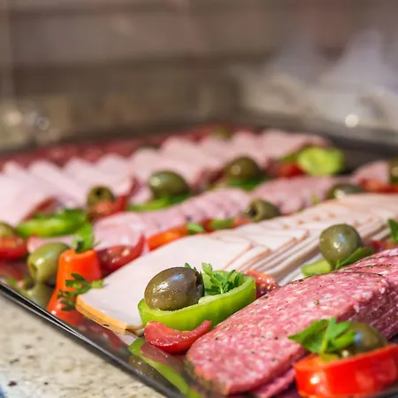 Rosslyn Thracia סופיה