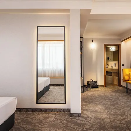 Hotel Rosslyn Thracia