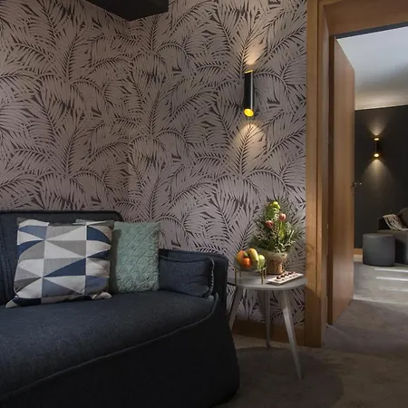 Rosslyn Thracia Hotel 4*