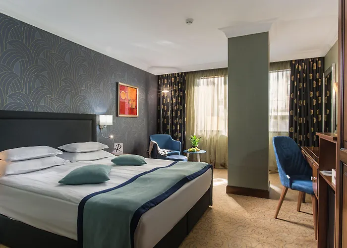 Hotel Rosslyn Thracia