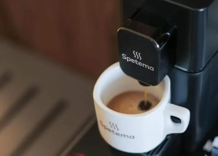 Rosslyn Thracia Хотел