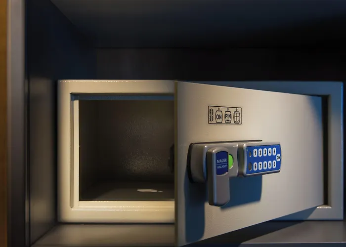 索非亚罗斯林拉西亚酒店 4*