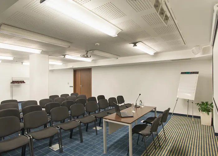 Rosslyn Thracia Hotel 4*